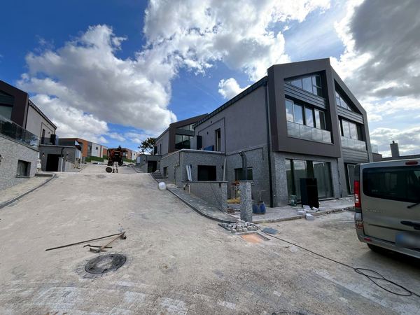 Tamamlanan villa cepheleri