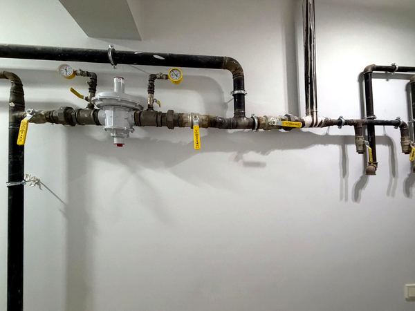 Doğalgaz basınç düşürme (regülatör) hattı